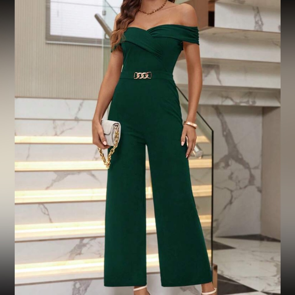 Emerald Green Off-Shoulder Elegant Jumpsuit NEW 🏷️